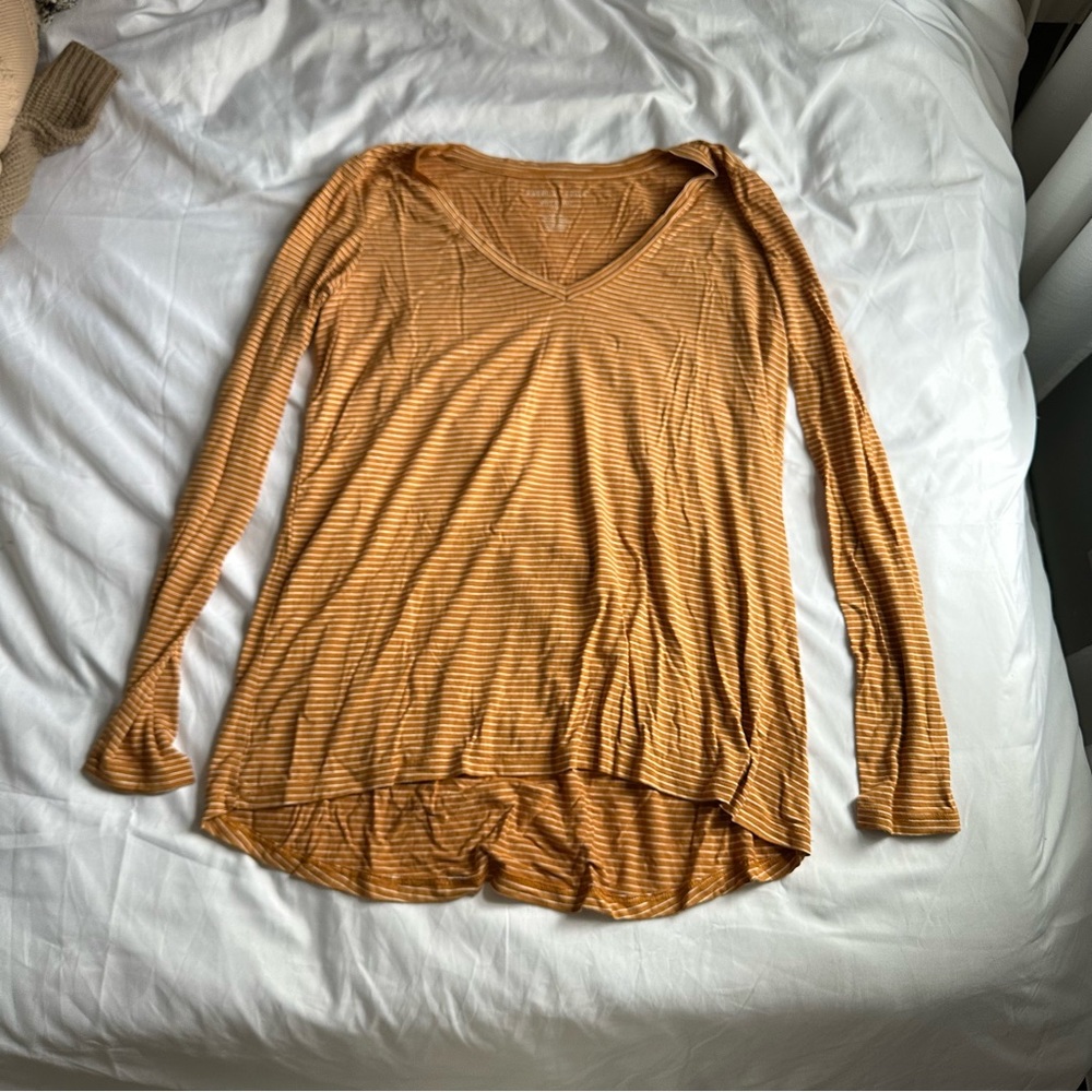 American Eagle Long Sleeve Top.